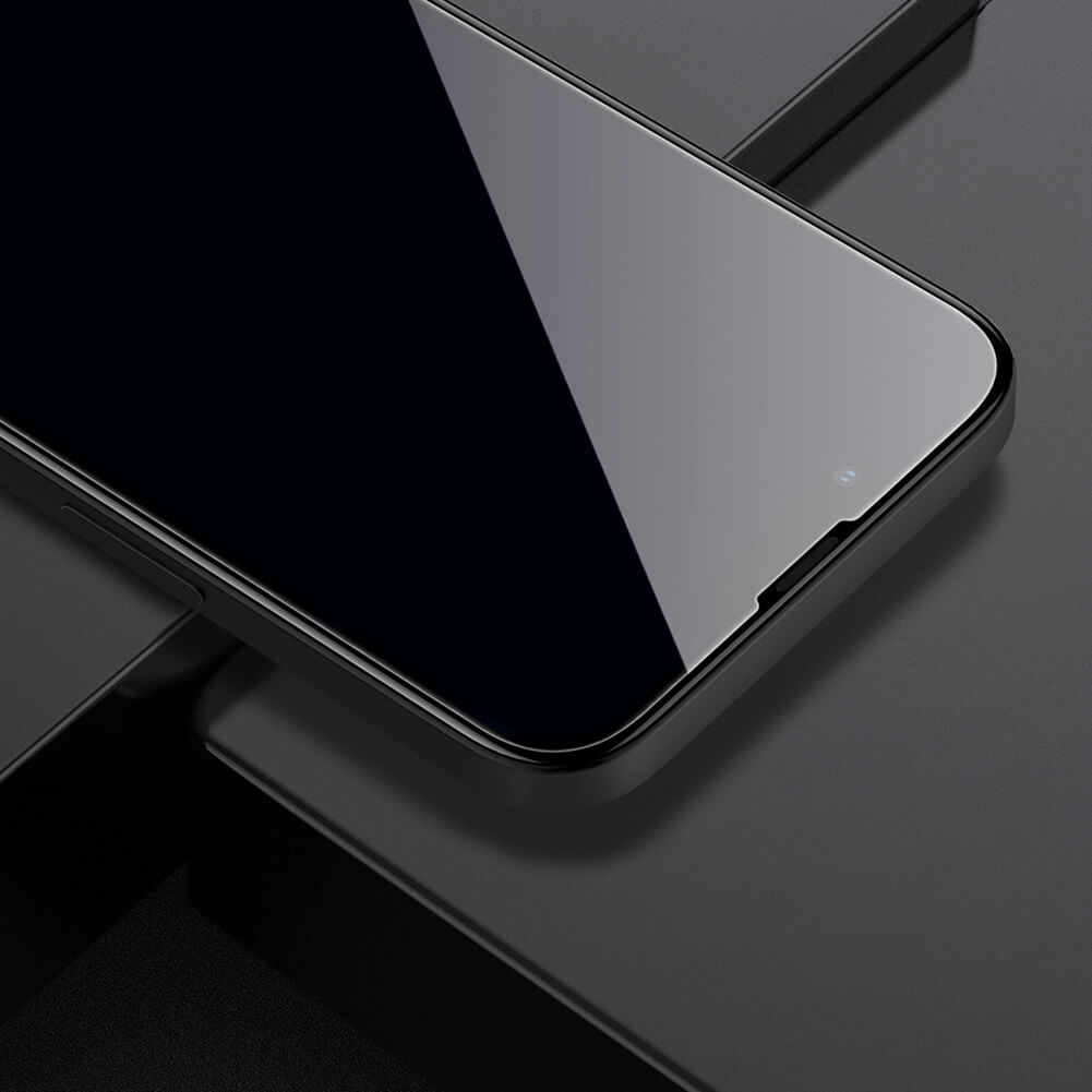 محافظ صفحه نمایش نیلکین مدل CP Plus Pro مناسب برای گوشی موبایل اپل iphone 13/13 Pro